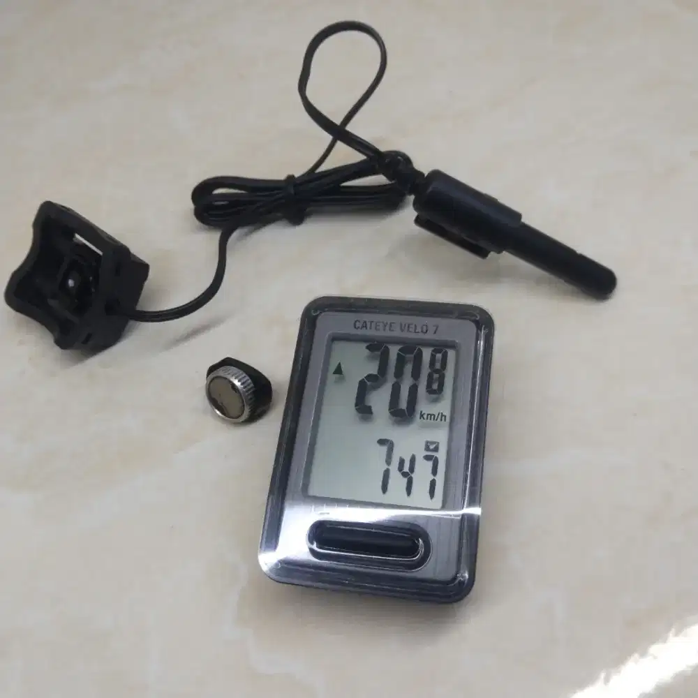 SPEEDOMETER VELO 7 CATEYE KABEL