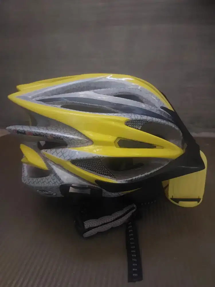 Helm Sepeda Road Bike