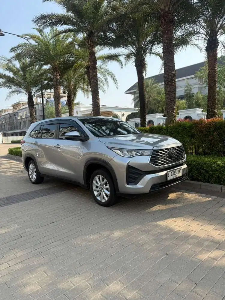Toyota Kijang Innova 2023 Bensin