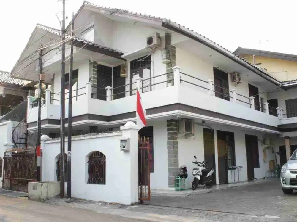 Rumah kosan 27 pintu murah di pulo gadung