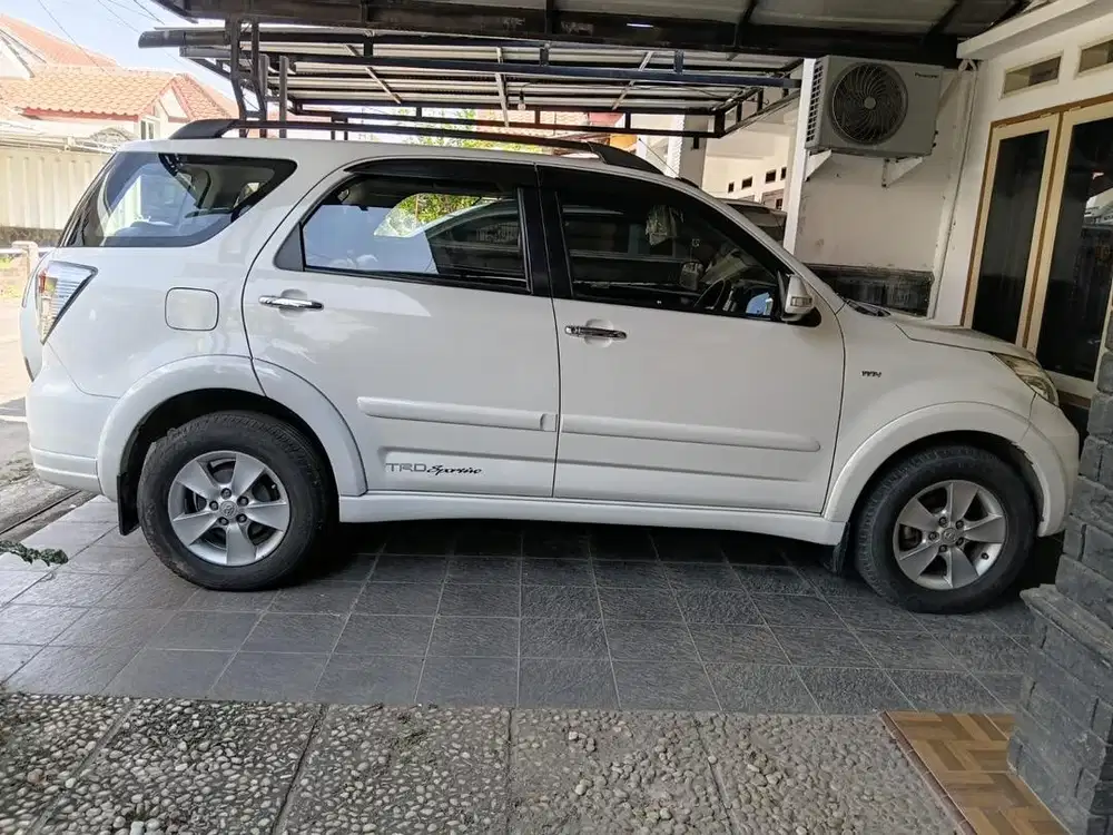 Toyota Rush Tahun 2014