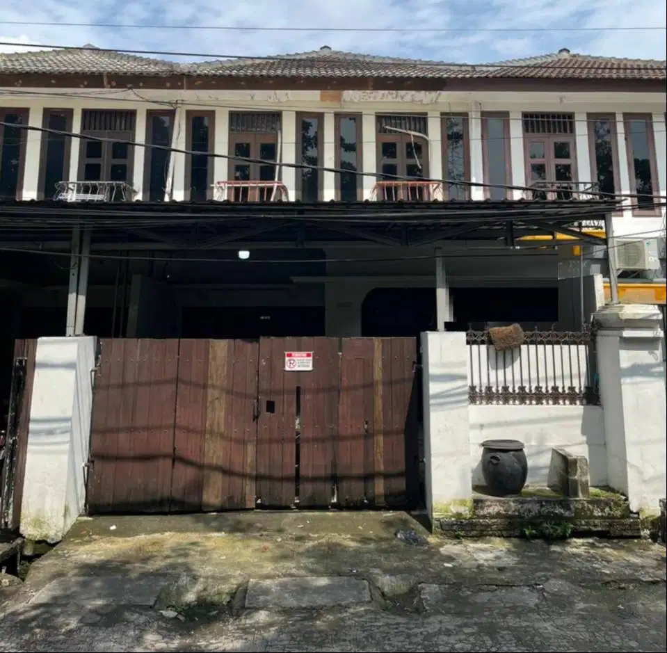 ​Rumah Di  Rungkut Asri Surabaya Bagus Minimalis Dan Siap Huni  Harga