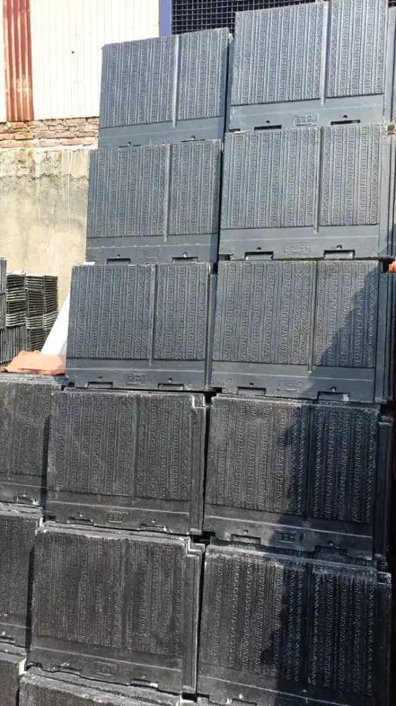 Genteng beton mutiara