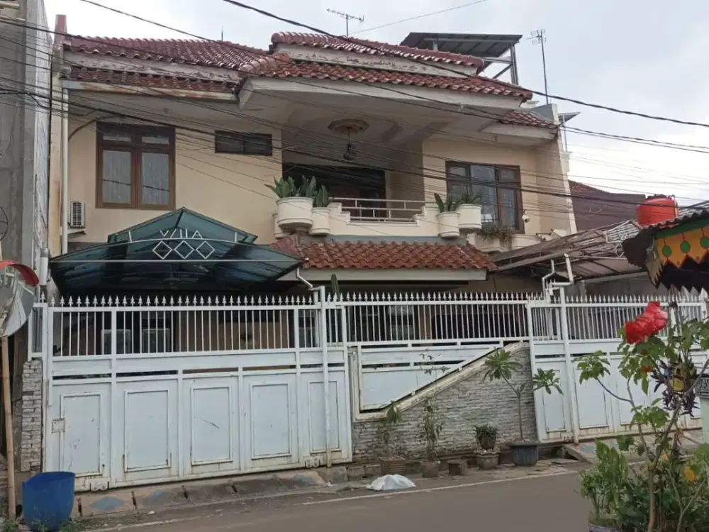 Dijual Rumah di Swadaya V Duren sawit