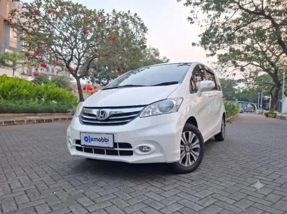 DP 5% Honda Freed 1.5 E Bensin-AT 2013 CWYQB