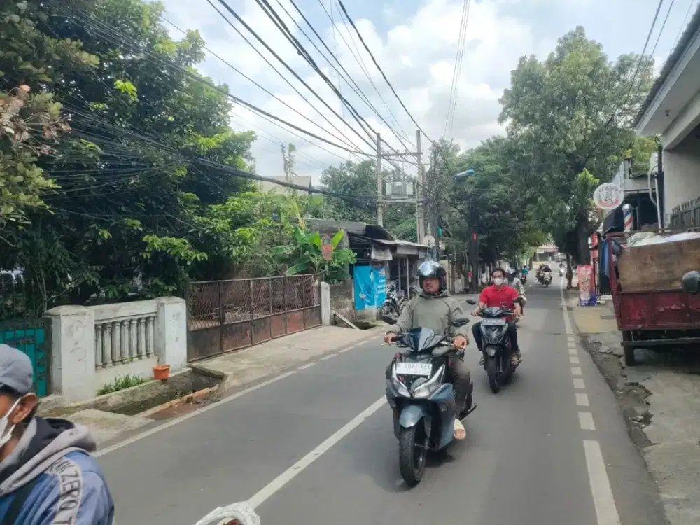Dijual Rumah di Jalan Raya Inpres Kramat Jati