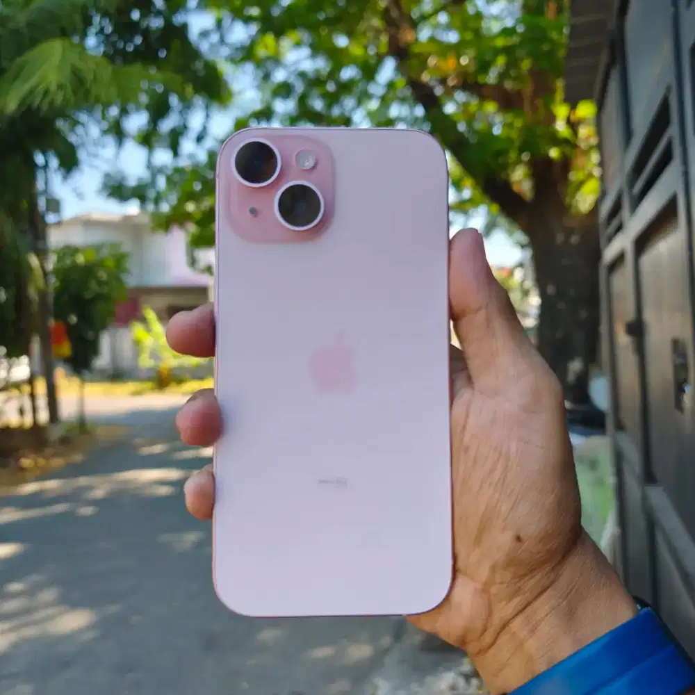 Iphone 15 128GB ibox bh 100 lengkap mulus normal