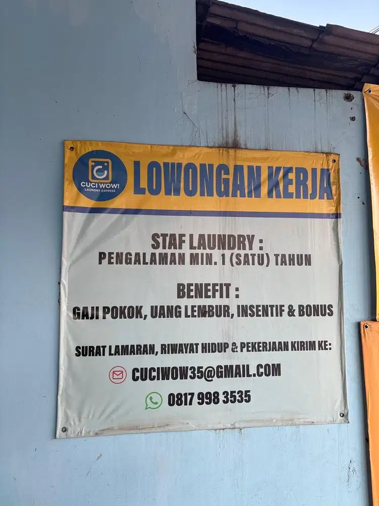 Loker Laundry berpengalaman