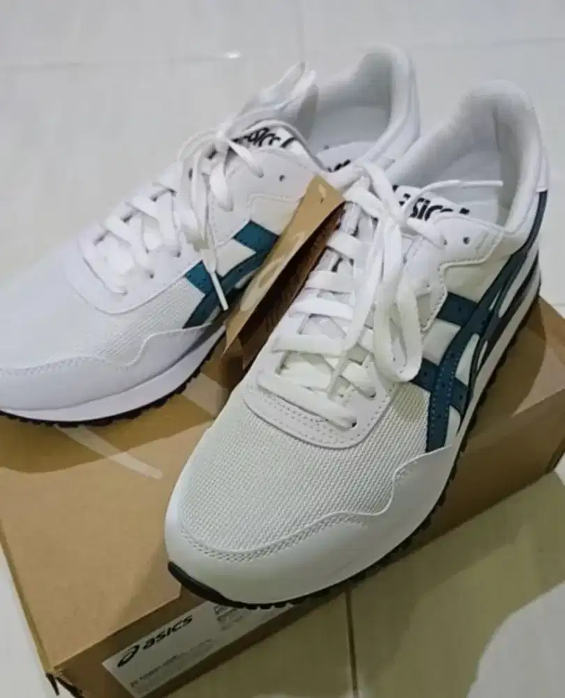 Asics Tiger Runner