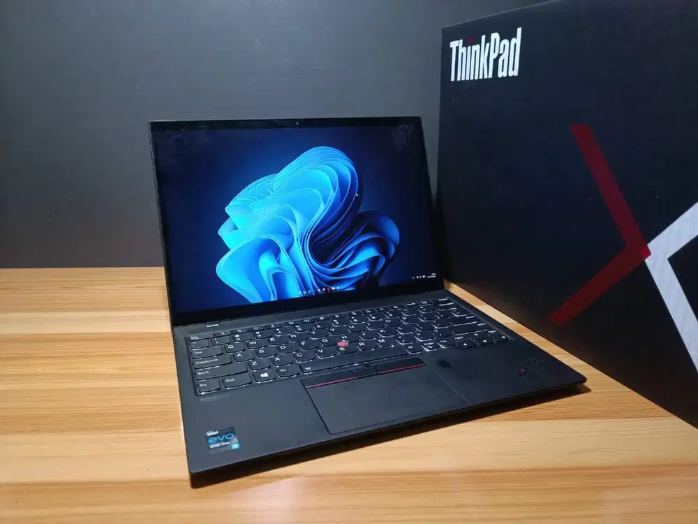 Thinkpad X1 Nano i7 1180G7 16GB SSD 512GB Normal Fullset