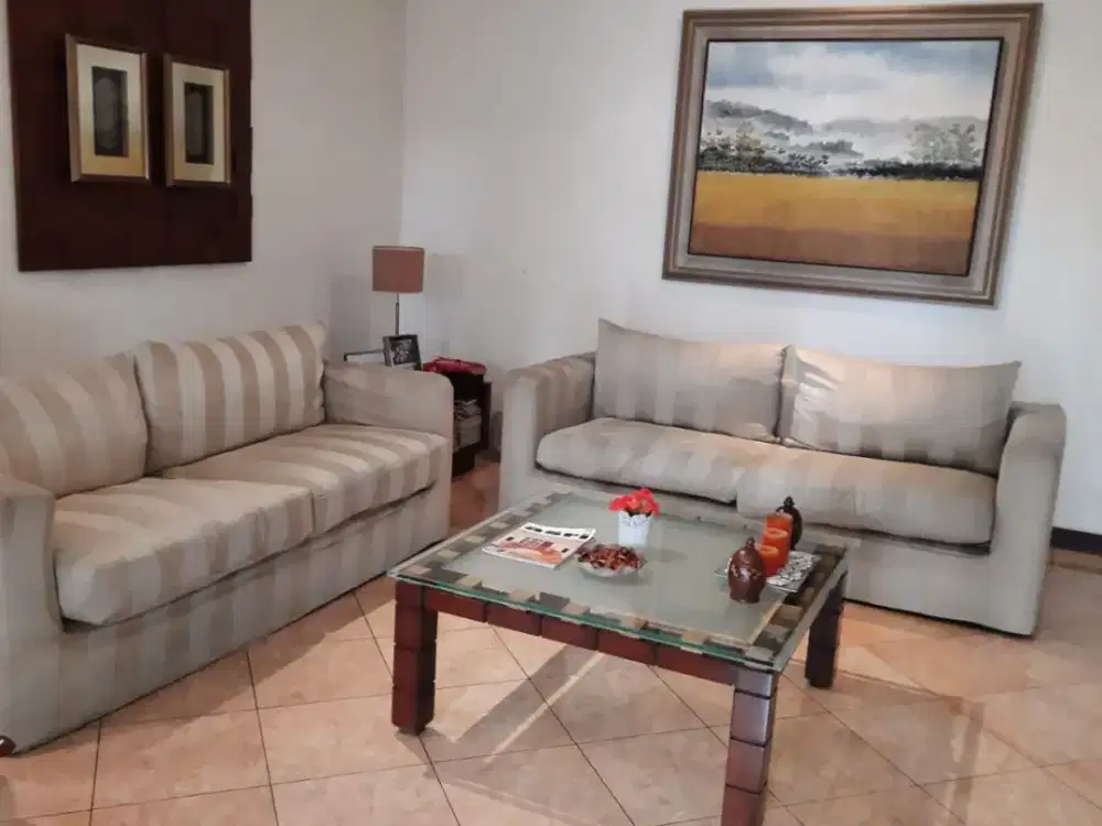 DIJUAL RUMAH MEWAH DI SENTUL CITY – CLUSTER MEDITERANIAN GOLF HIJAU