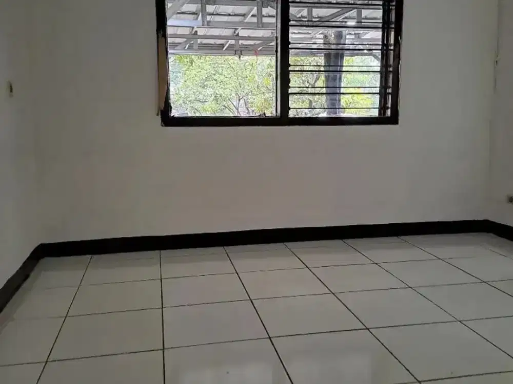 Disewakan rumah Surya Sumantri Sutami Setra sari
