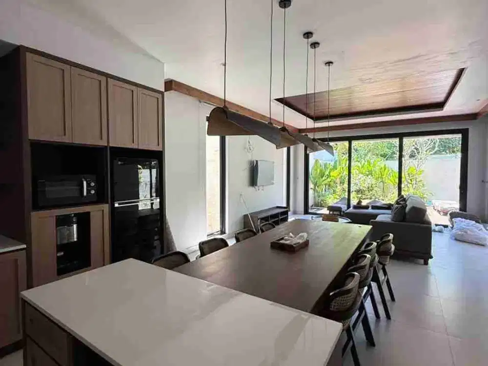 DIJUAL/DISEWAKAN – Villa 4 KT Full Furnished Zona Komersial Canggu