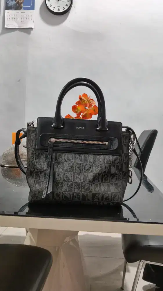 Dijual tas Bonia orginal