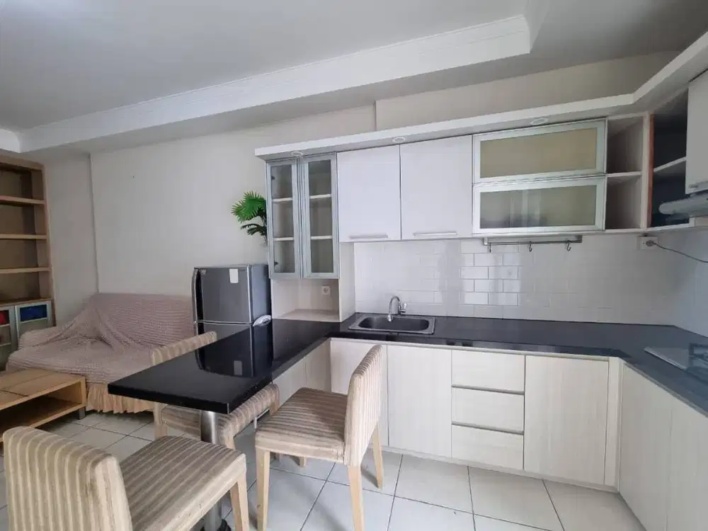Dijual apartemen medit  2 type 3 bed room furnished