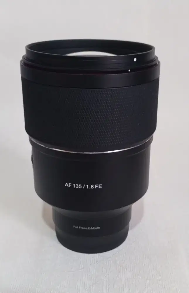 Lensa Samyang AF 135mm f1.8 FE for Sony (full frame)