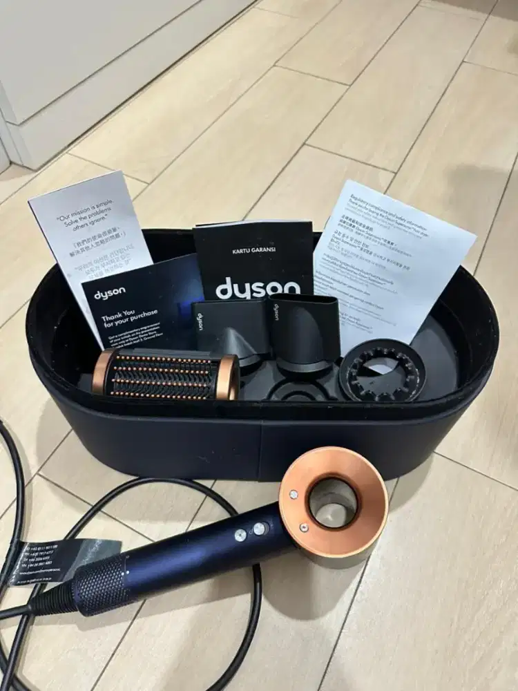 Pengering rambut DYSOn