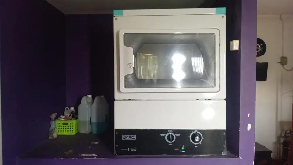 Peralatan Laundry Mesin Cuci dan Dryer Maytag
