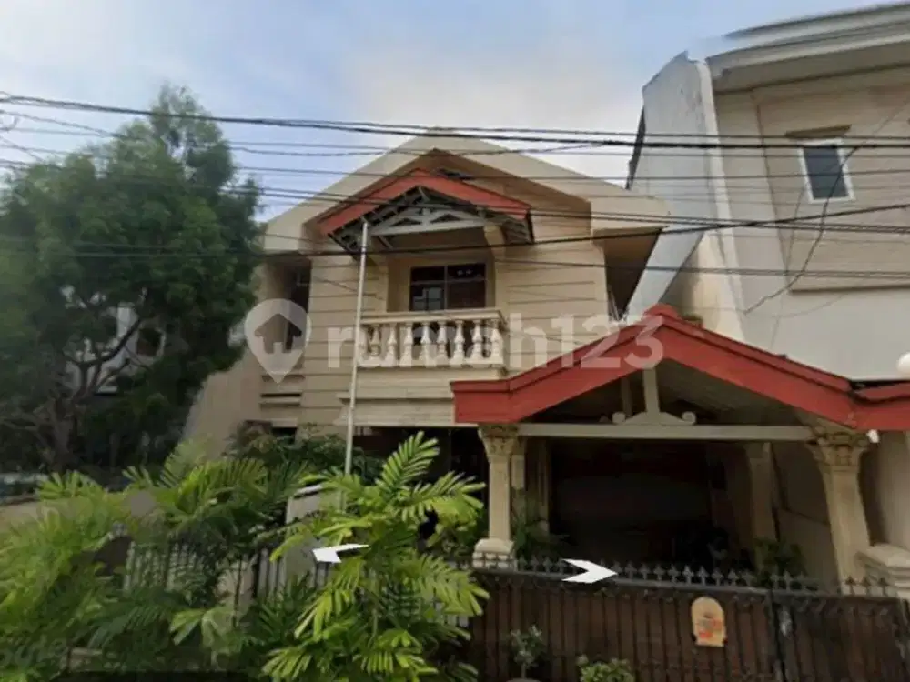 Jual Murah....Rumah Tua Hitung Tanah....Bu....Harus Terjual.......Di Janur Indah Kelapa Gading