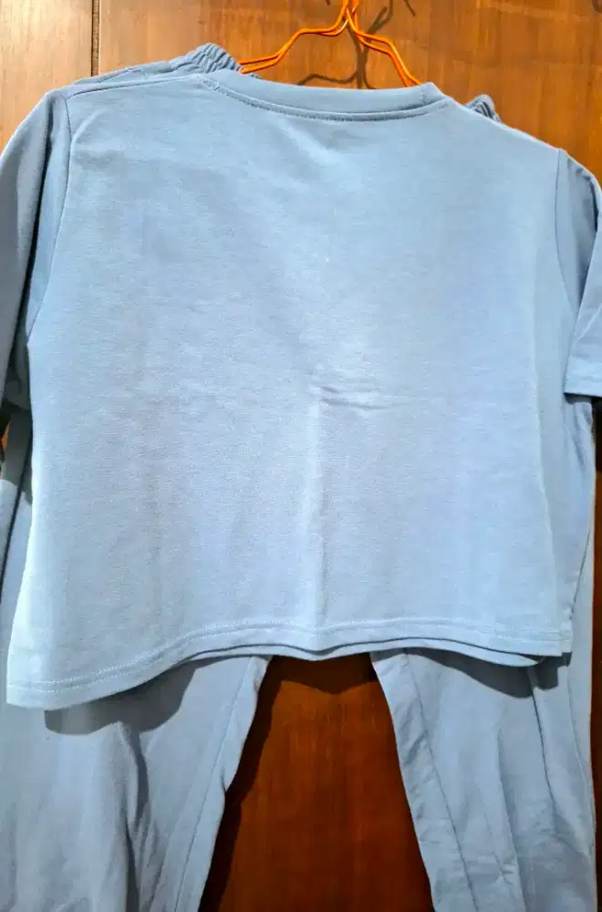 Preloved croptop + jogger