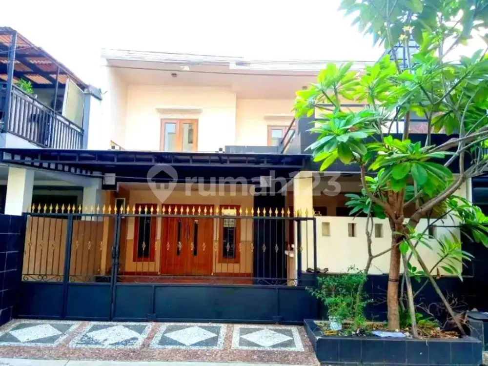 Dijual murah rumah 2,5 lantai deket stasiun LRT ,sekolah pasar di TPI
