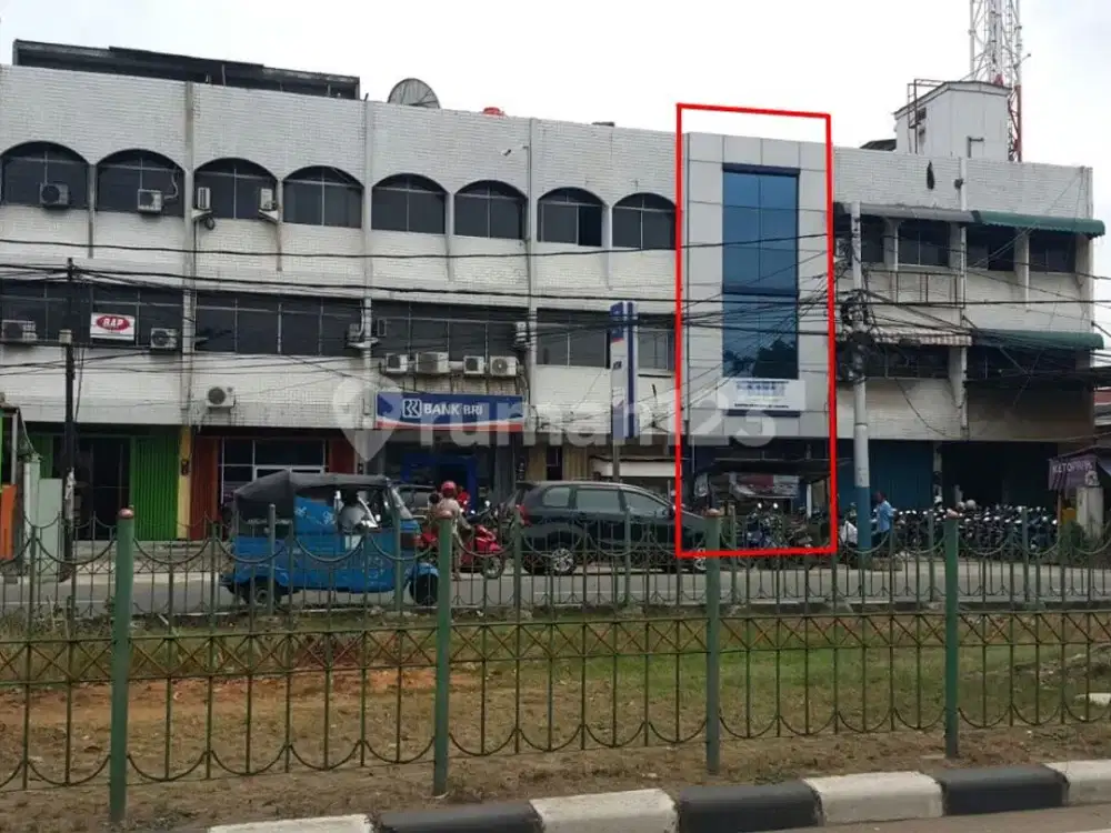 Jual Cepat,,Murah,, Dibawah NJOP,, Ruko 3 Lantai,, di Cipinang Klender