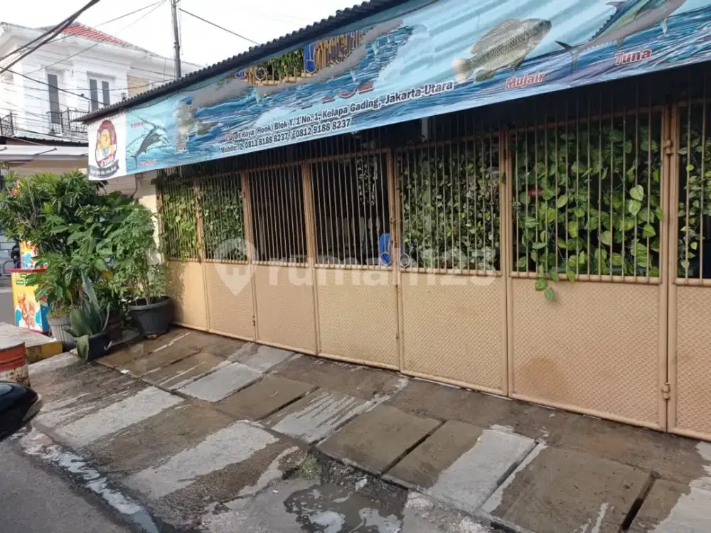 Dijual Rumah Tua Hitung Ex Resto Jalan Raya di Kelapa Gading
