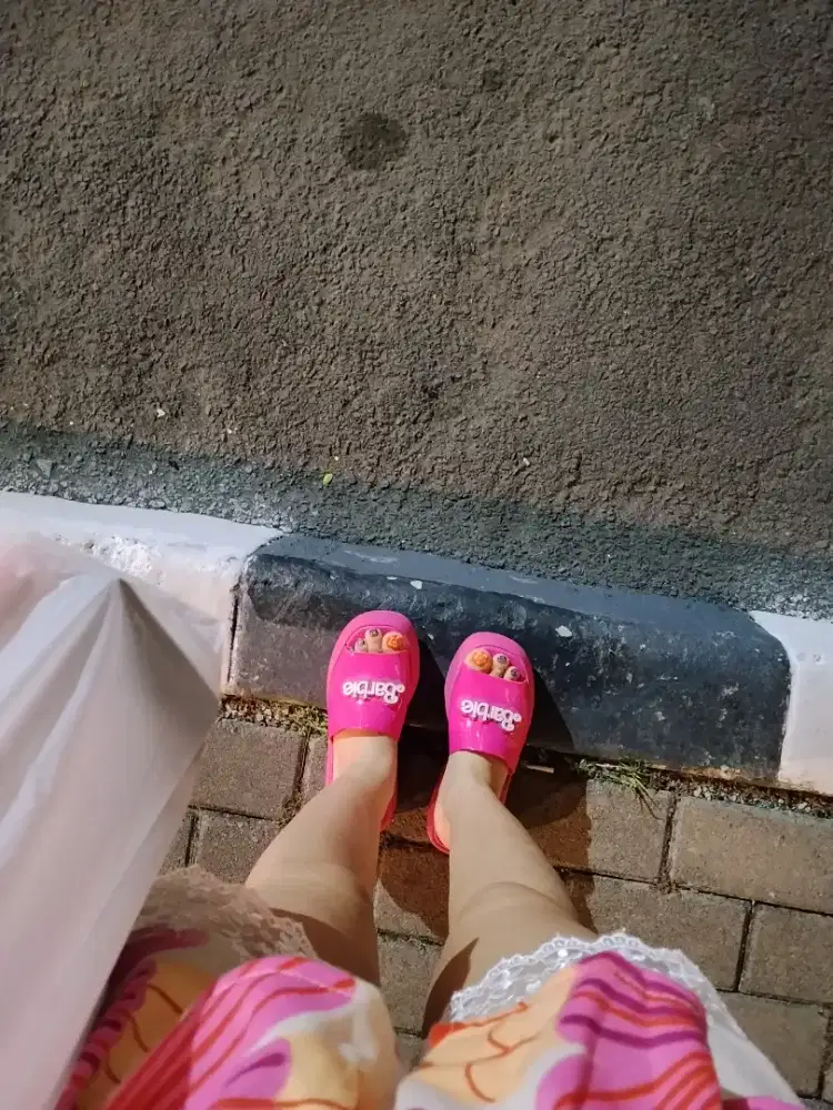 jasa apa saja uang dan jasa bkerja