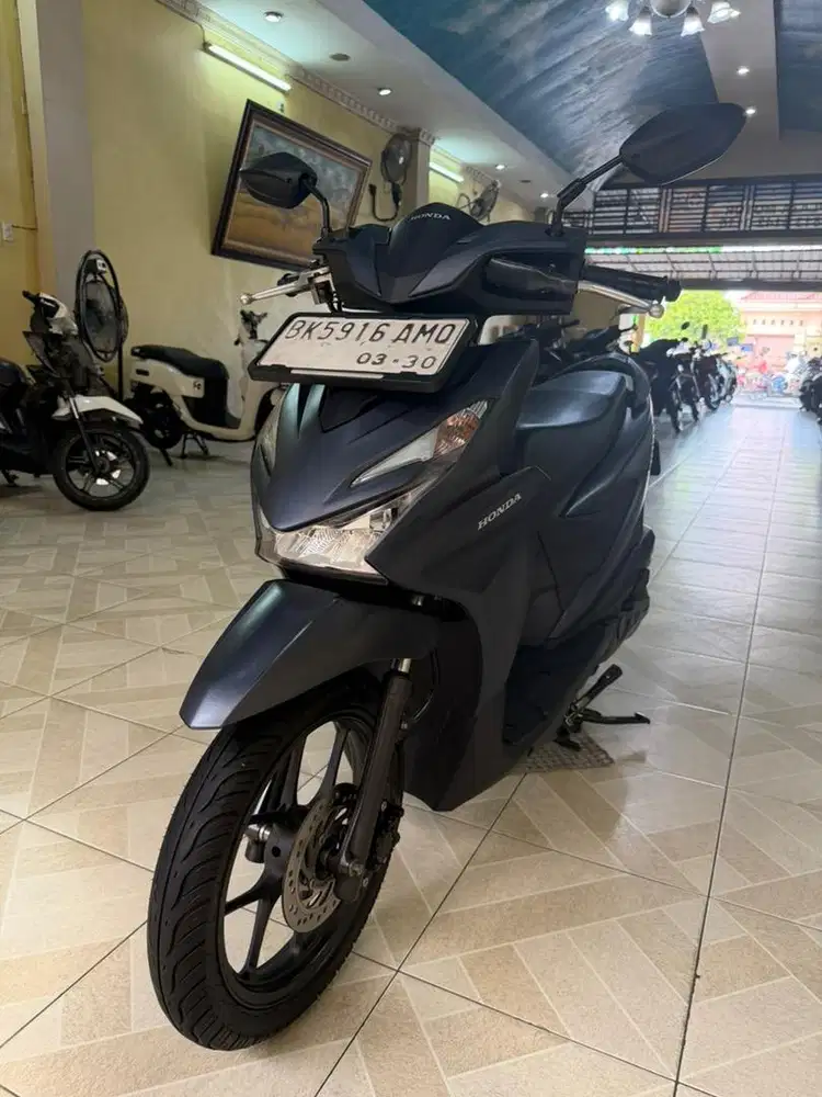 New Beat Deluxe CBS ISS (Smart Key) 2025*Odomtr 6.000 KM*plaza motor