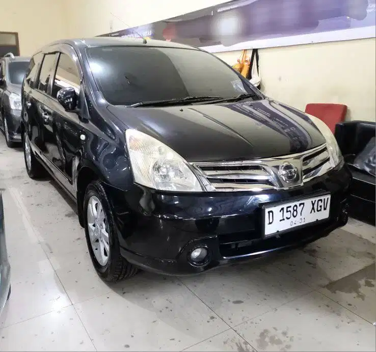 GRAND LIVINA ULTIMATE LowKM 92rb XV 1.5 AT 2011 RECORD NISSAN BANDUNG