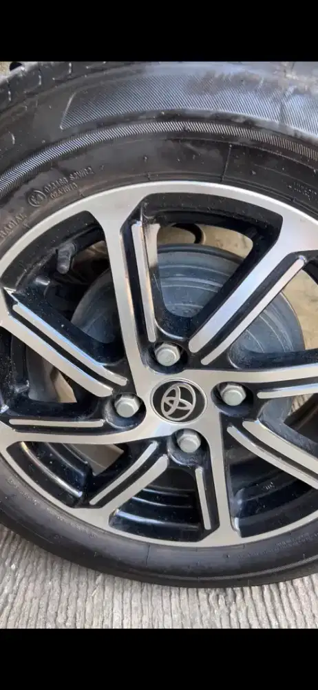 Velg oem cayla 2021 R14