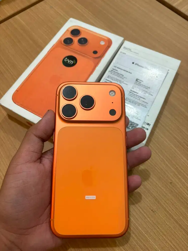 Iphone 17 pro 256gb cosmic iBox bnob  bh 100% cc 0 - garansi juni 2027