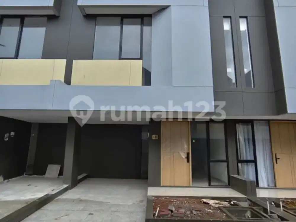 Jual Rugi Dibawah Harga Developer Rumah Baru 2 Lantai di Kelapa Gading