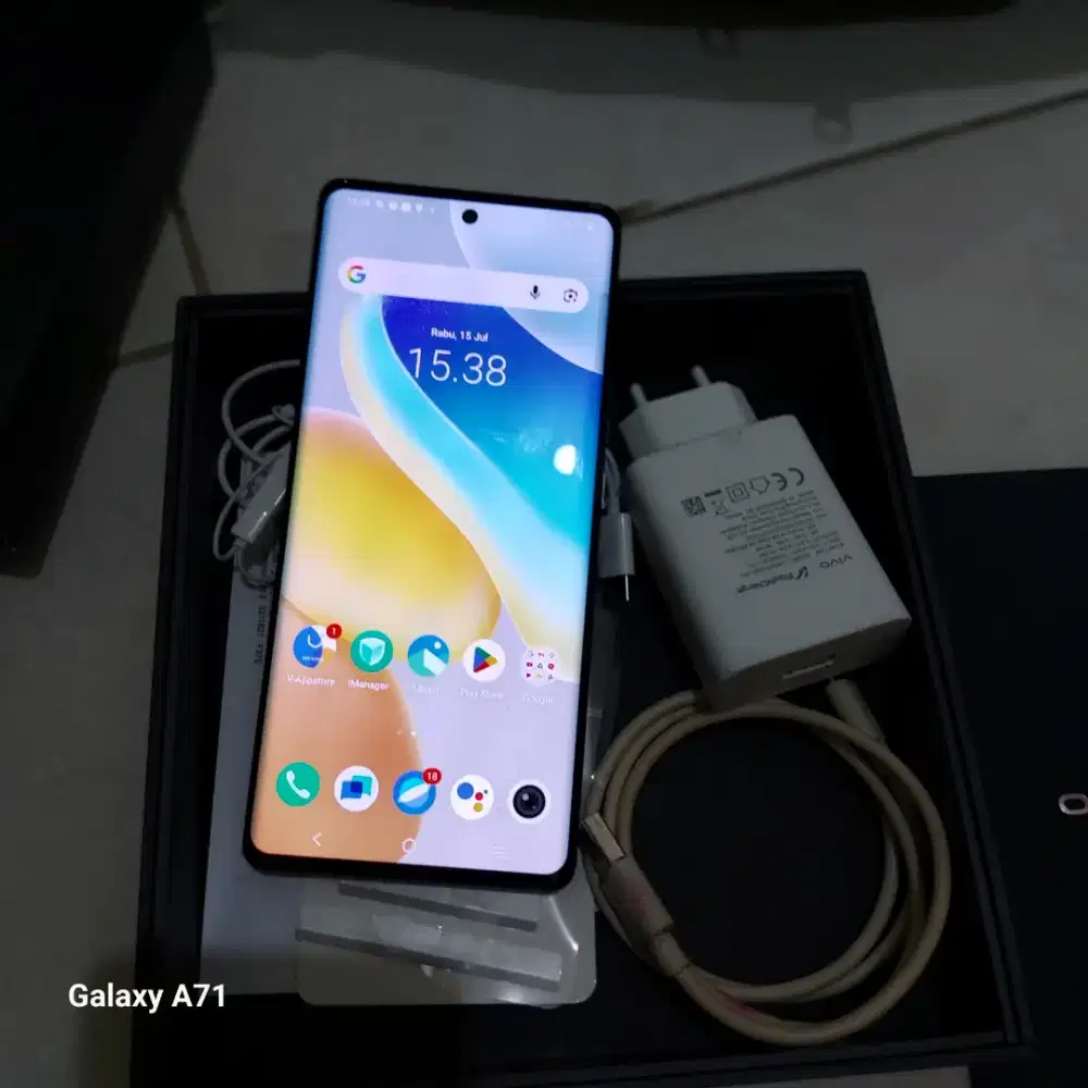 Vivo X80 pro ram 12/256