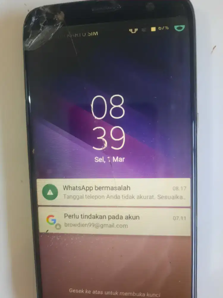 Samsung s8 lcd pecah batangan