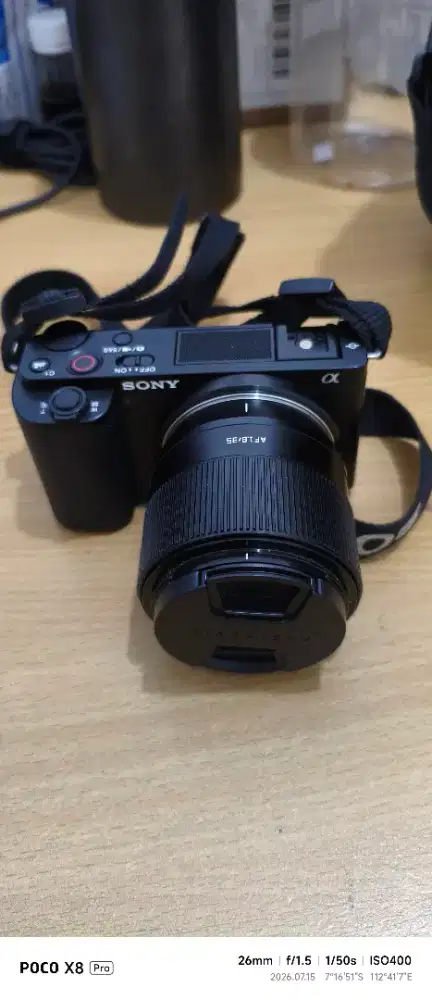 Kamera sony ZV e10 + Lensa 7Artisans