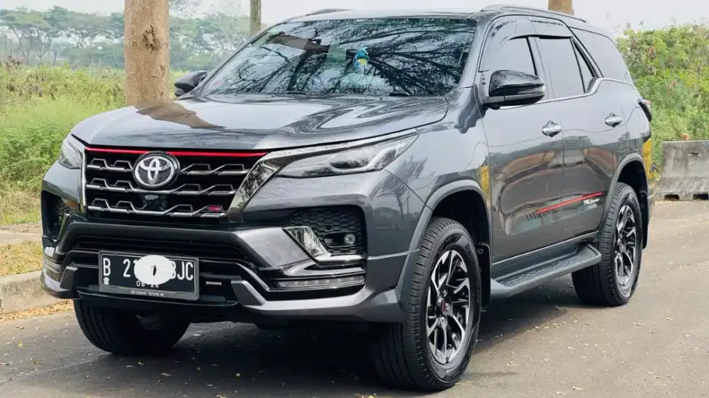 Fortuner 2.4 VRZ 4x2 AT