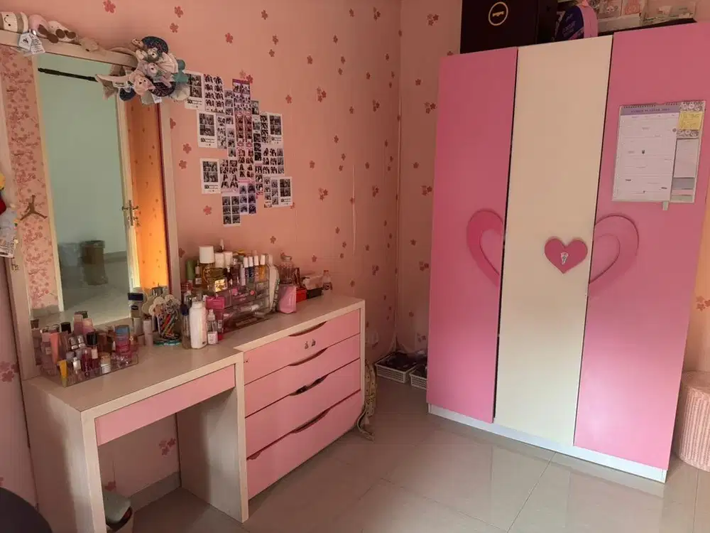 Tempat tidur anak perempuan