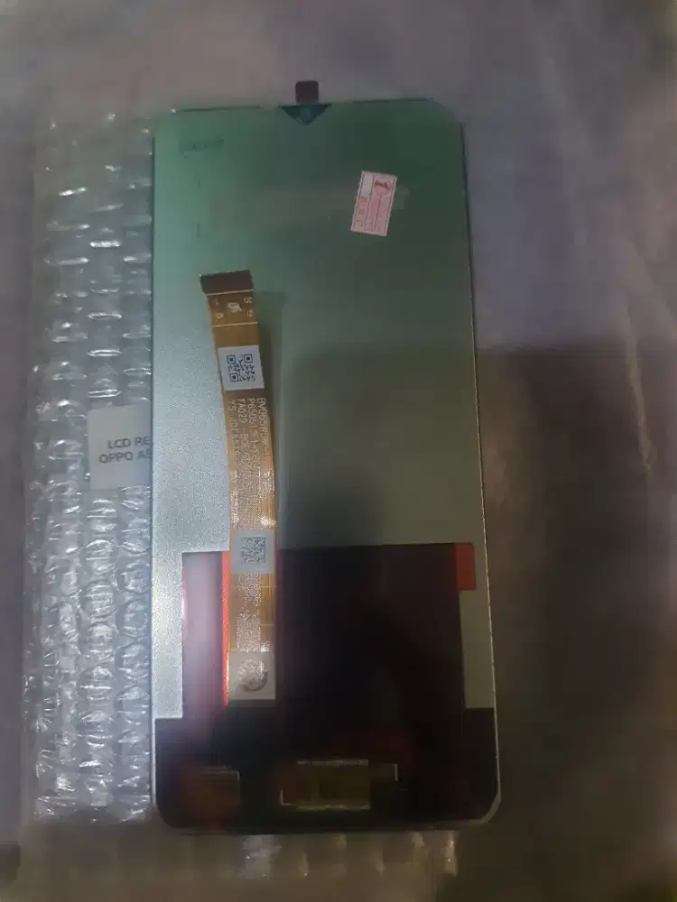 Lcd oppo handphone kondisi baru