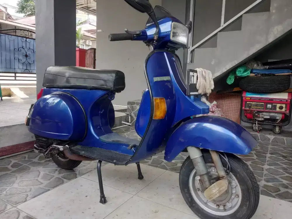 Piaggio Vespa Excel 150