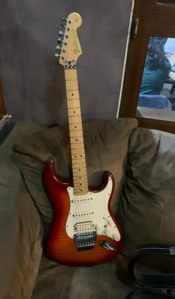 Gitar Fender Stratocester Mexico
