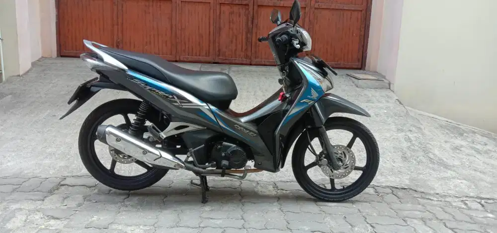 Honda Supra x 125 helm in tahun 2016.