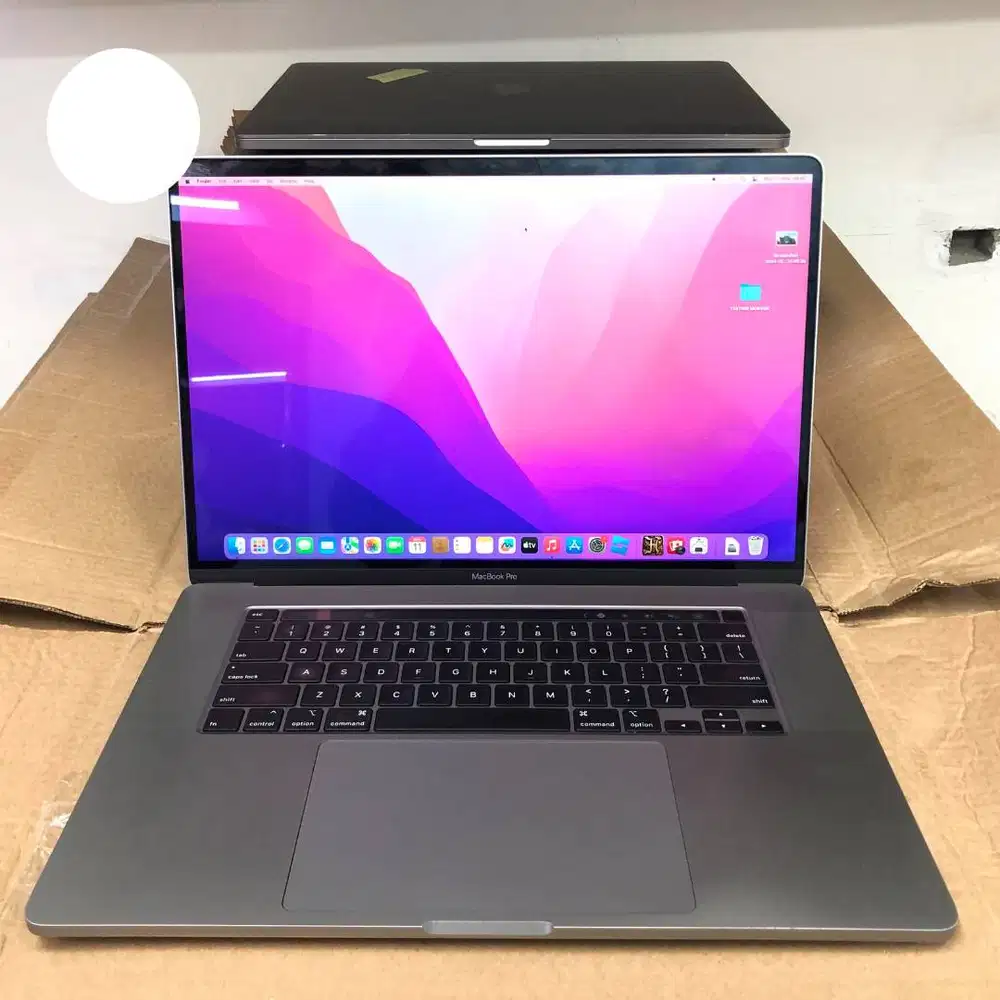 MacBook Pro Retina 16 2019 (8-Core i9) *RSK