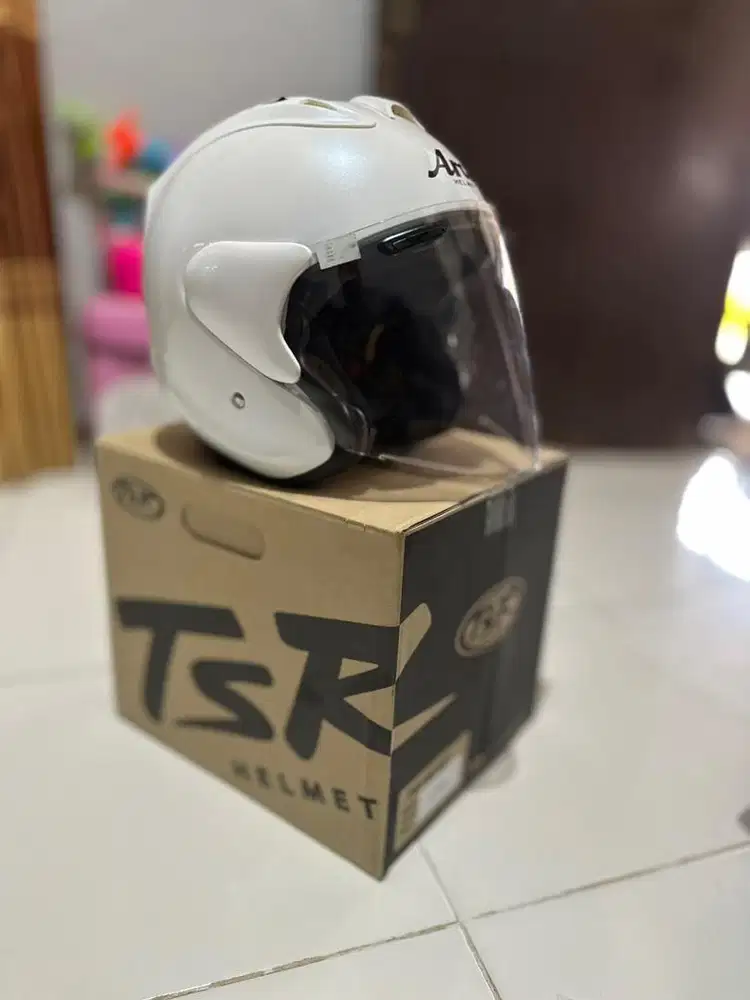 Helm tsr kondisi mulus