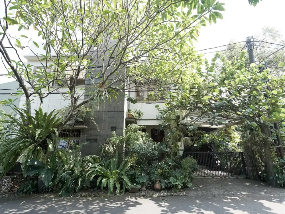 Rumah LB 170 Hadap Timur 15 Mnt ke Mall Grand Metropolitan J-51317