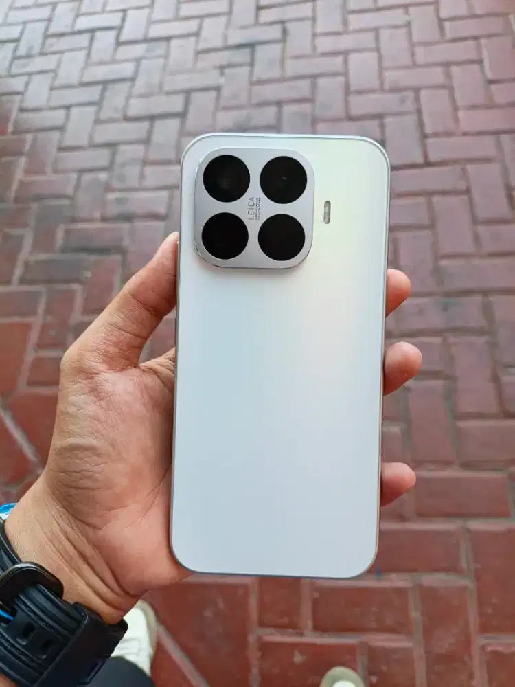 XIAOMI 17T 12/512 GB SEPUTIH DIA