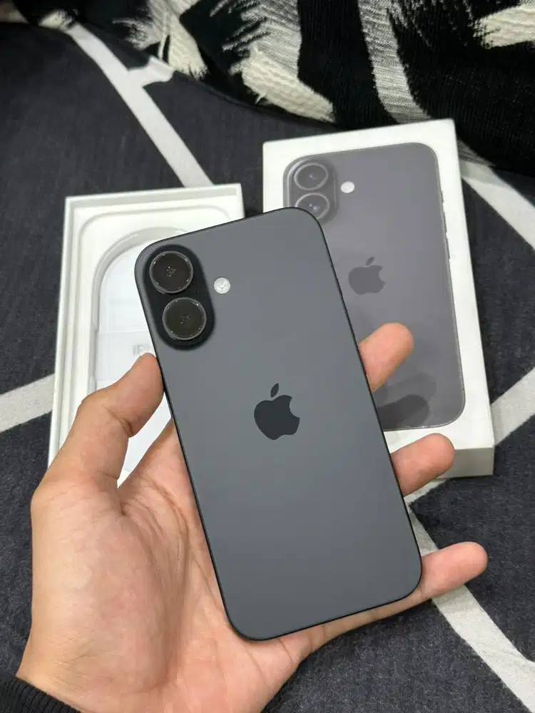 iPhone 16 128Gb iBox