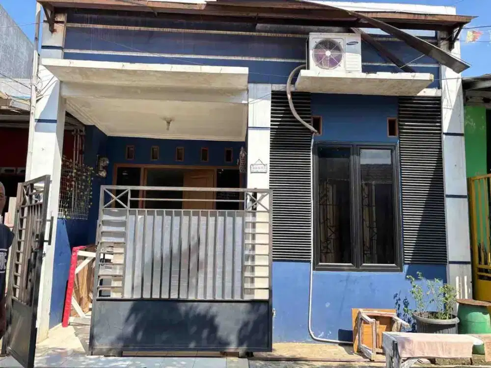 Rumah Hadap Timur 15 Menit ke RSU Hermina Serpong Siap KPR J-51596