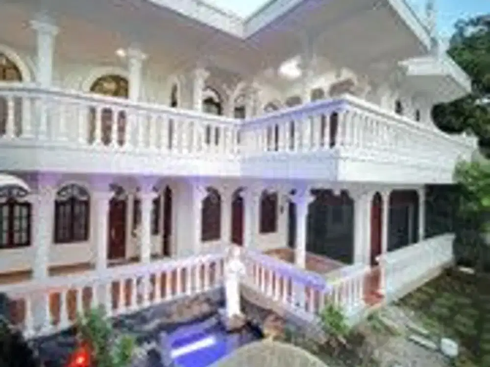 Rumah Mewah 3 Lantai di Jl. Pugeran Barat, Mantrijeron, Yogyakarta