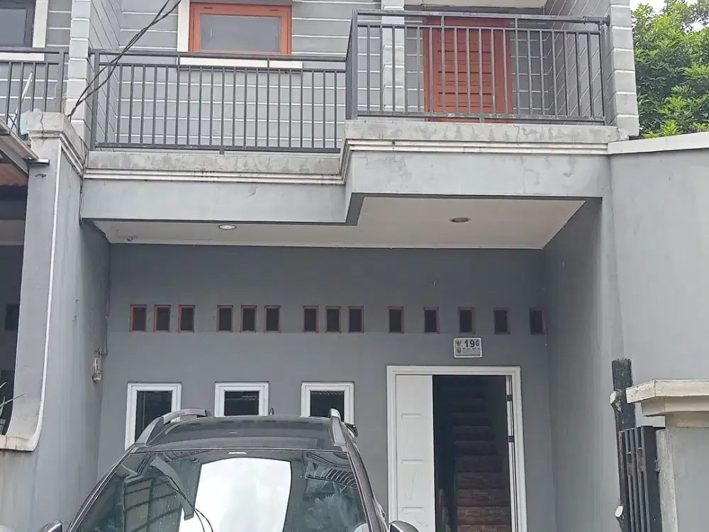 Rumah 2 Lt SHM 5 Menit ke Gerbang Tol Pondok Gede Barat 2 J-39771